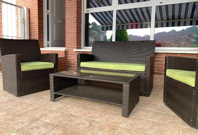 Hondargane, En Las Playas De Laga Y Laida