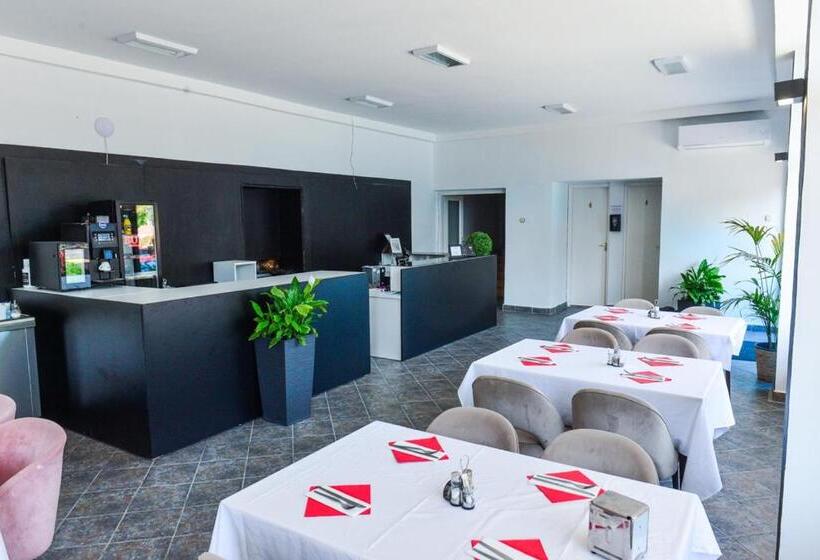 ホテル élmény Balaton