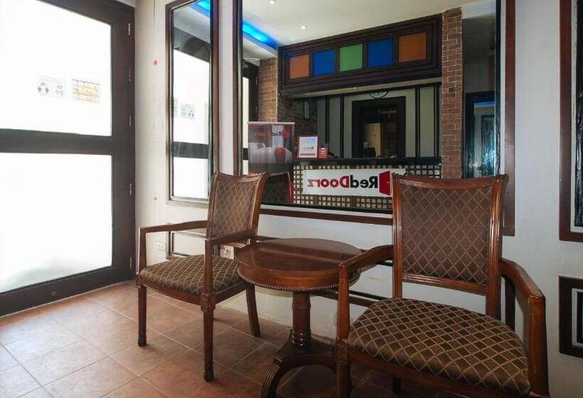 Reddoorz At Isabelita Hotel Tuguegarao City