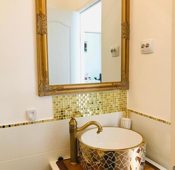 Joseph Hayn Apartments