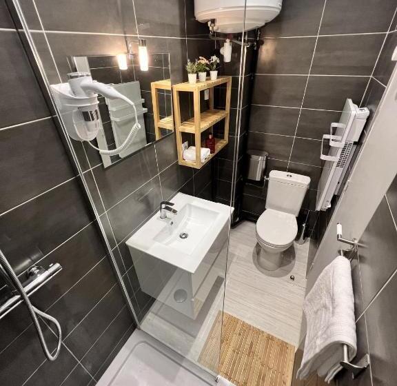 La Marquise   Cosy Flat   Jacuzzi   Senlis