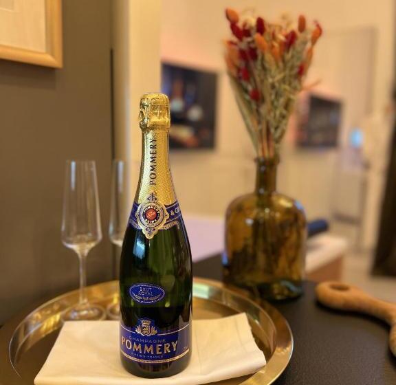 La Marquise   Cosy Flat   Jacuzzi   Senlis