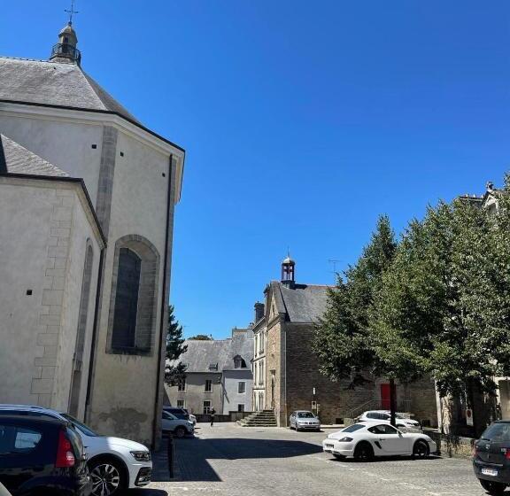 Le Patio, Coeur De Ville Avec Garage Et Jardin