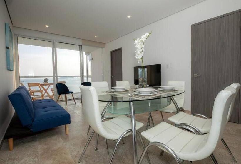 Luxury Apartment In Front Of Acapulco Beach