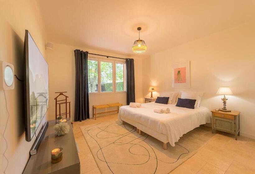 Luxury Villa Pernette, Vue Lac Et Plage Privee Lla Selections By Locationlacannecy