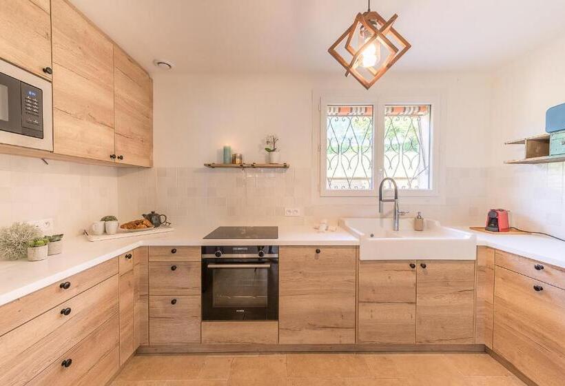 Luxury Villa Pernette, Vue Lac Et Plage Privee Lla Selections By Locationlacannecy