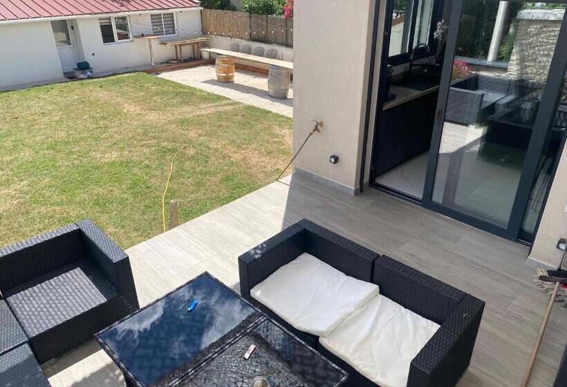 Maison Lyon 8 Jardin Parking Studio Indépendant Sur Demande