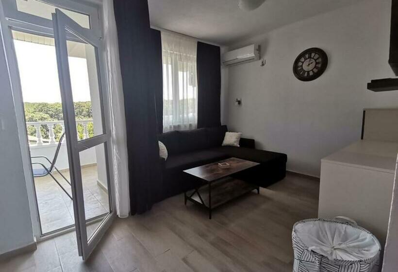 Pension вила дъбрава