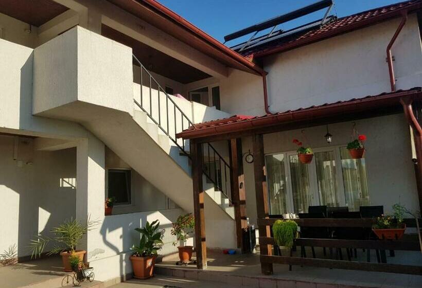 Пансион Casa Dragon