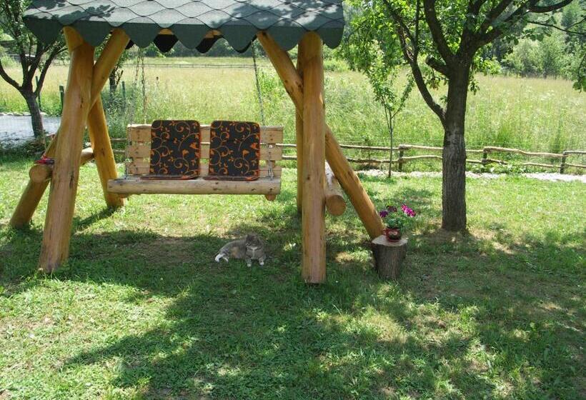 Пансион Casuta Din Lunca