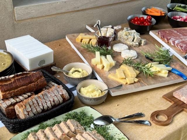 بنسيون Four De Cony