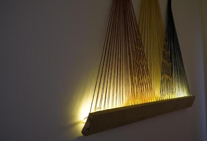 פנסיון House Sud Est