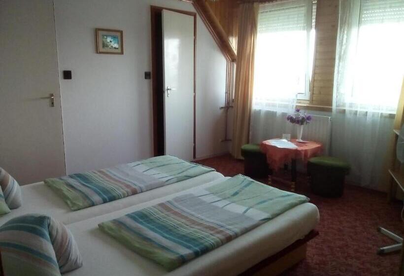 Пансион Kata Vendégház