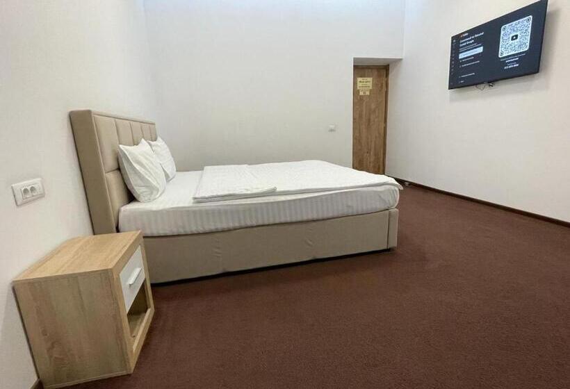 膳宿费 Resedinta Cina