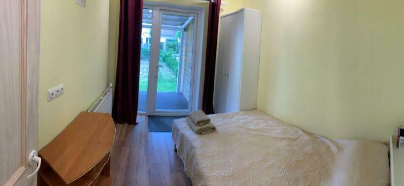 پانسیون Vaineikio 8