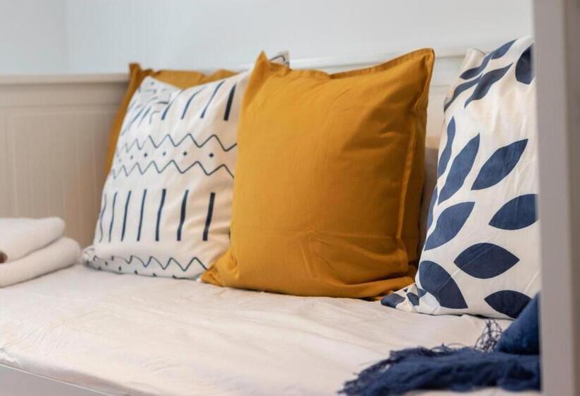 Plazuela Sta Catalina Ii En Mundaka Con Parking By Kabia Gestión