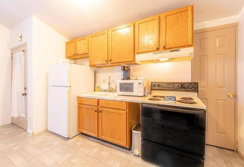 Quaint Condo Retreat 12 Ridgeview Condo