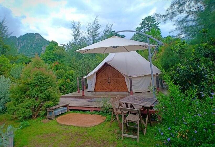 استراحتگاه The Birder S Lodge Khao Yai