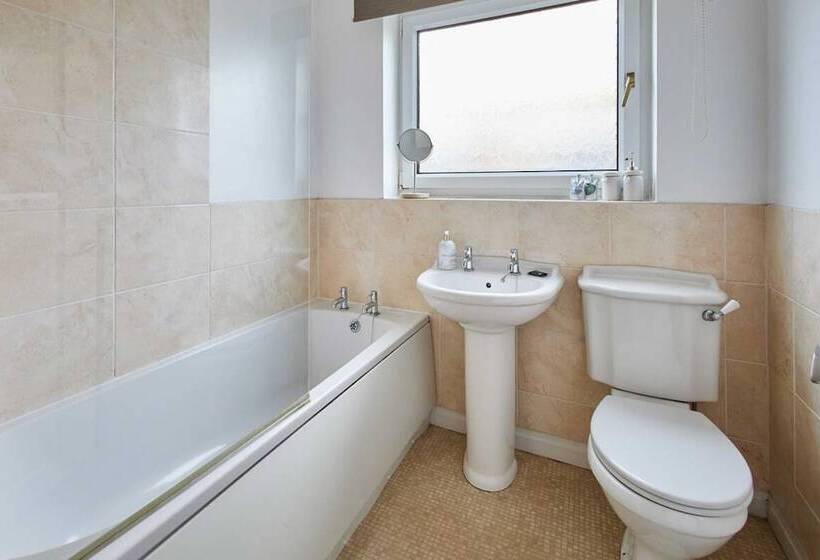 Spring Gardens Holiday Bungalow