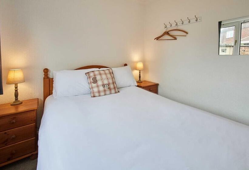 Spring Gardens Holiday Bungalow