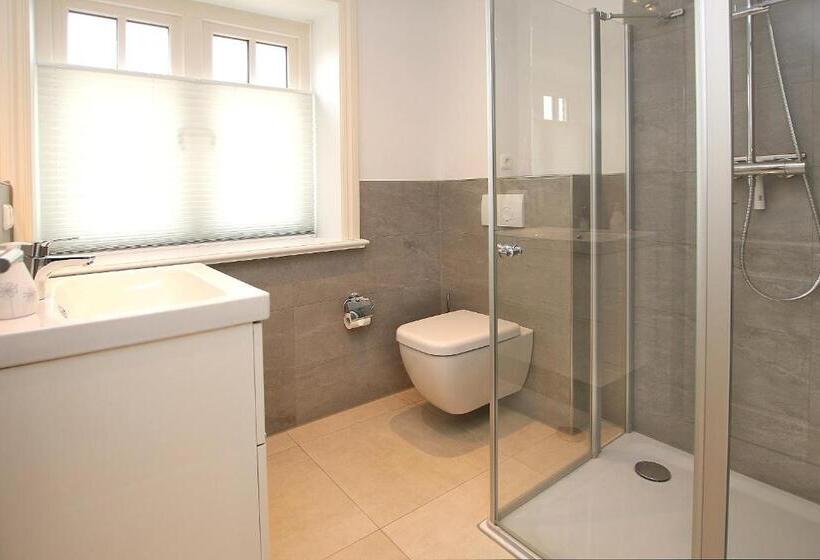 Strandstraße 2b Rechts, Lütt Seehuus