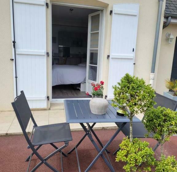 Общежитие Changé, 10mn Le Mans 72