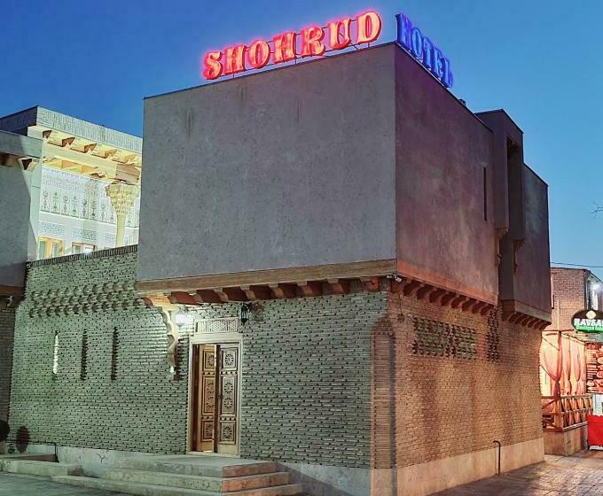 فندق صغير Shohrud