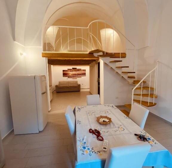 مبيت وإفطار Family Deluxe Suite Salento