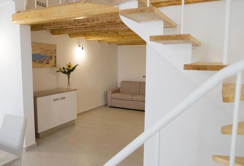 مبيت وإفطار Family Deluxe Suite Salento