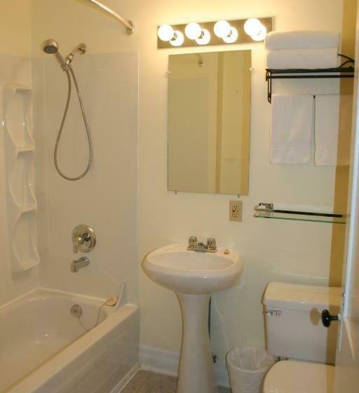 مبيت وإفطار Hadovka Lakeside Inn