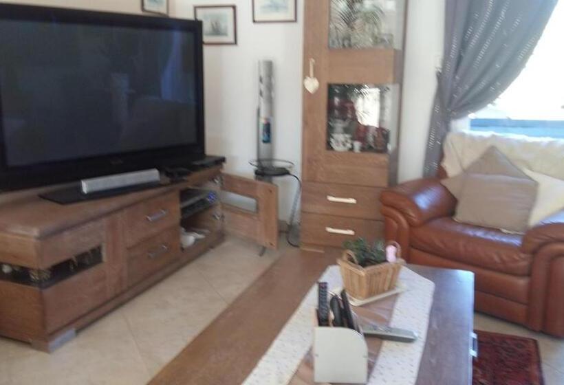 Bed and Breakfast La Maison Bretonne, Chez Pascal & Brigitte