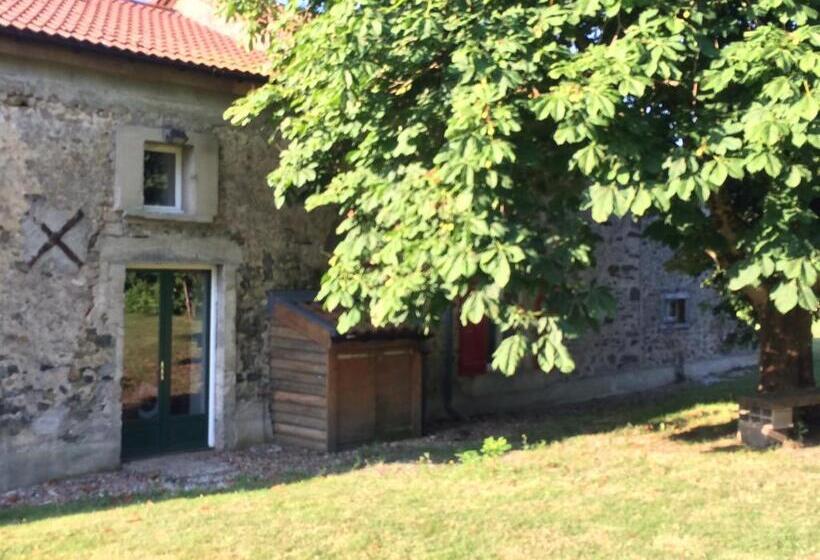 Bed and Breakfast Le Marronnier Entre Les Buis