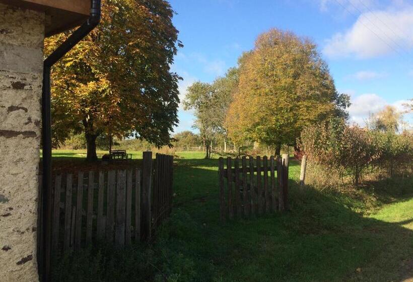 Bed and Breakfast Le Marronnier Entre Les Buis