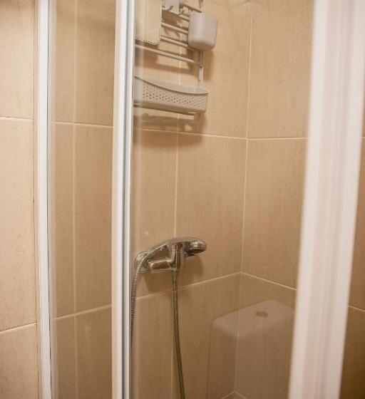 Caniço Quintas Iii By Trip2portugal