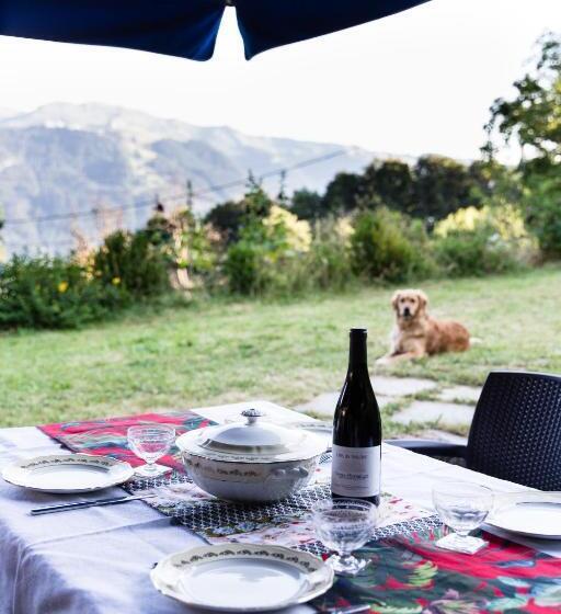 Chalet Familial Authentique Avec Jardin/cheminée