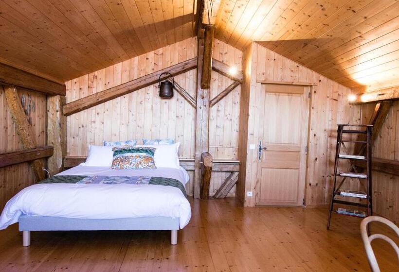 Chalet Familial Authentique Avec Jardin/cheminée