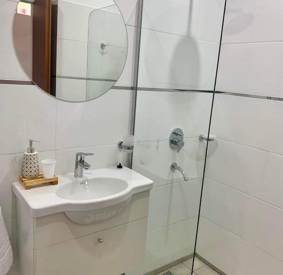 Departamentos Fleming, Luminosos P Hasta 4 Personas