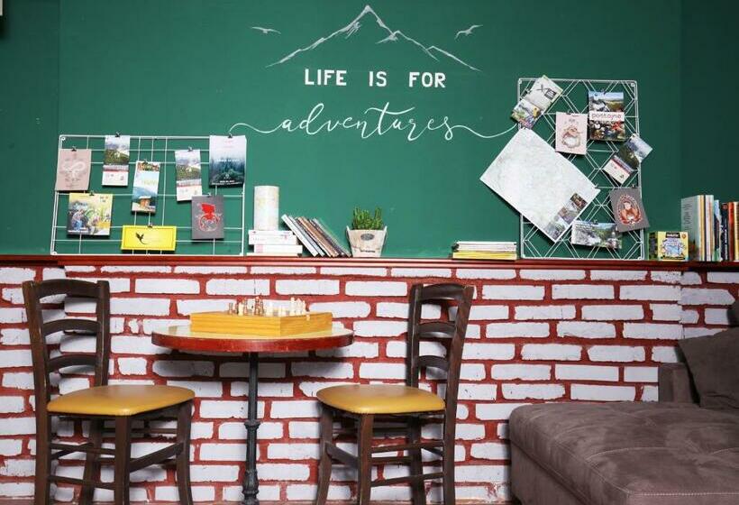 Eagleâ€™s Nest Hostel