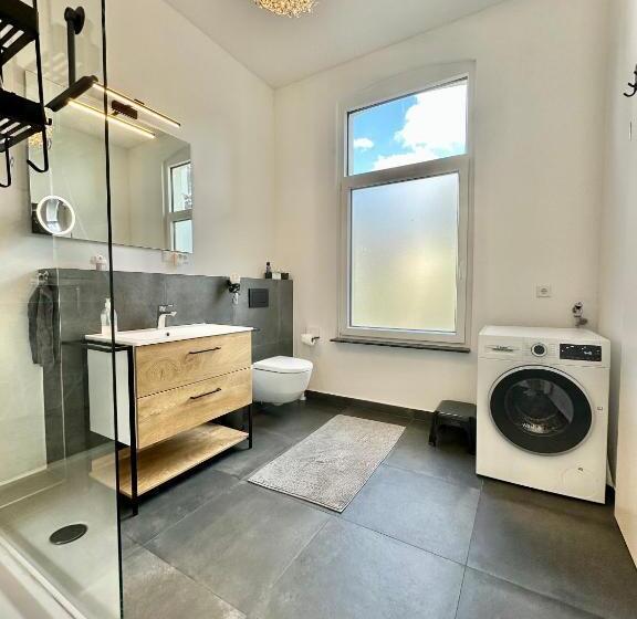 Exklusives City Apartment Im Herzen Oldenburgs Mit Balkon Und Parkplatz A36