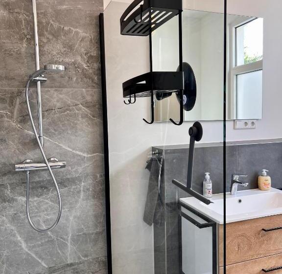 Exklusives City Apartment Im Herzen Oldenburgs Mit Balkon Und Parkplatz A36