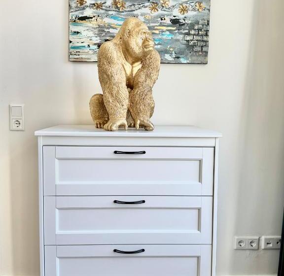 Exklusives City Apartment Im Herzen Oldenburgs Mit Balkon Und Parkplatz A36