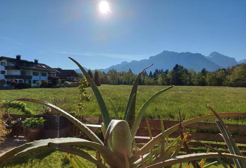 Ferienwohnung Herzstück Im Haus Schlossblick