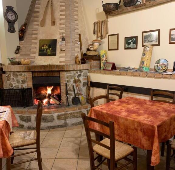 בית מלון כפרי Agriturismo Carrozzino