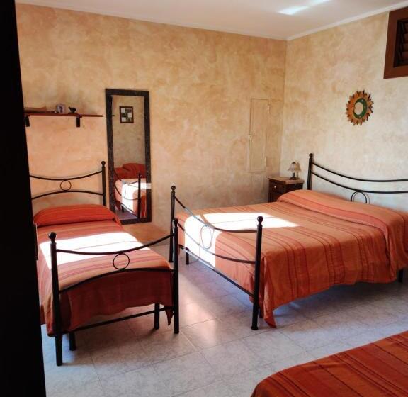 בית מלון כפרי Agriturismo Carrozzino