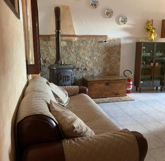 בית מלון כפרי Agriturismo Carrozzino