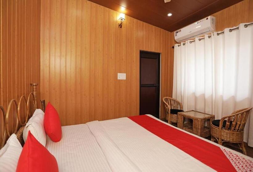 فندق Oyo 12212 Crazy Door