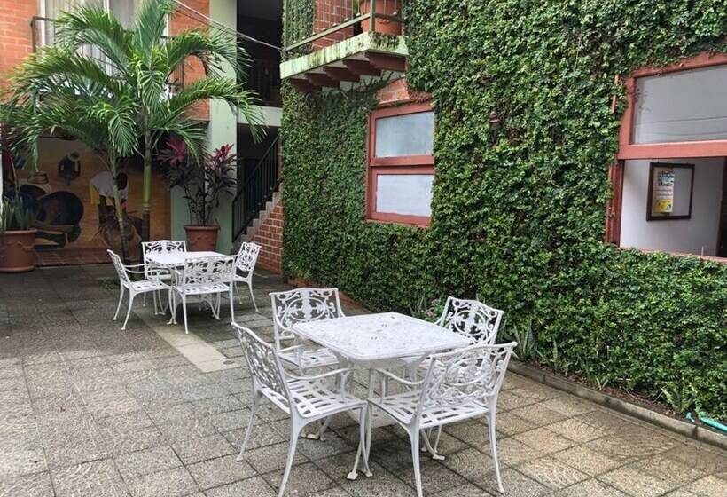 호텔 Y Restaurante Mesón Del Gitano