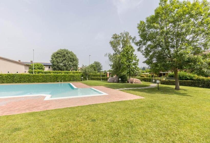 La Collina  Garda Lake