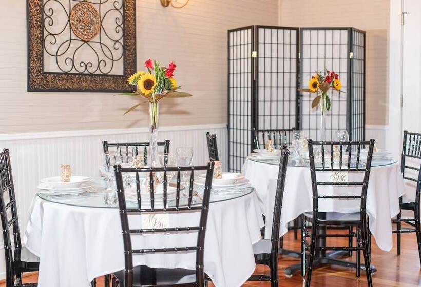 Liberty Hall Bed And Breakfast