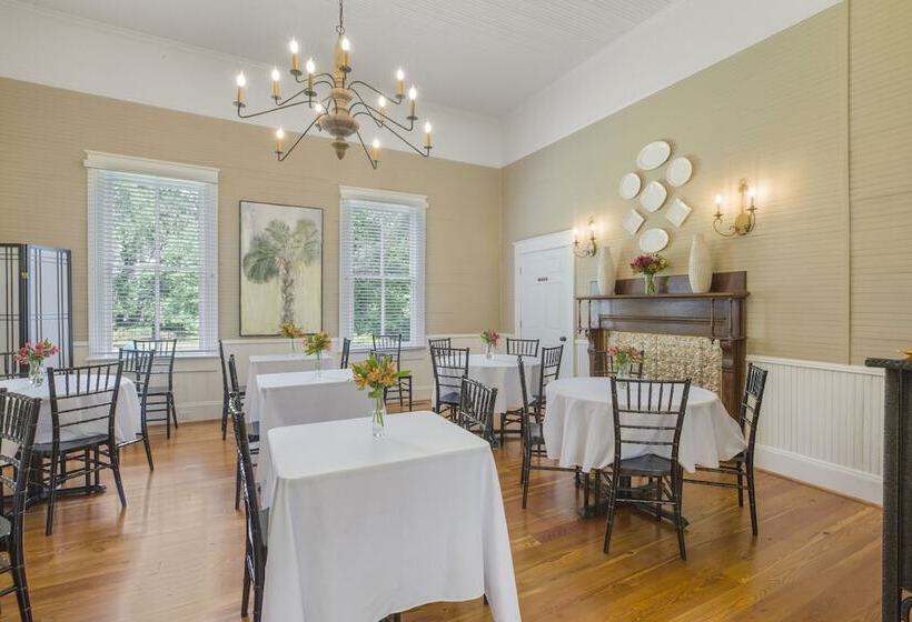 Liberty Hall Bed And Breakfast